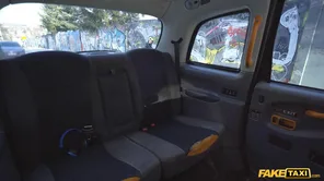 A stunning Russian woman gets a blowjob from a taxi driver who couldn't pay