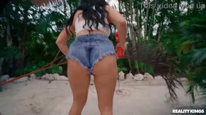 Jennifer White gets a facial and anal sex in a City Reality Kings video