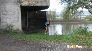 Amateurette from the Czech Republic castes a stream on her coat to amuse the guy